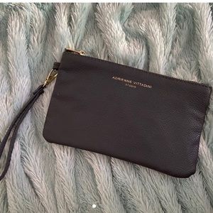 Adrienne Vittadini grey charging wallet